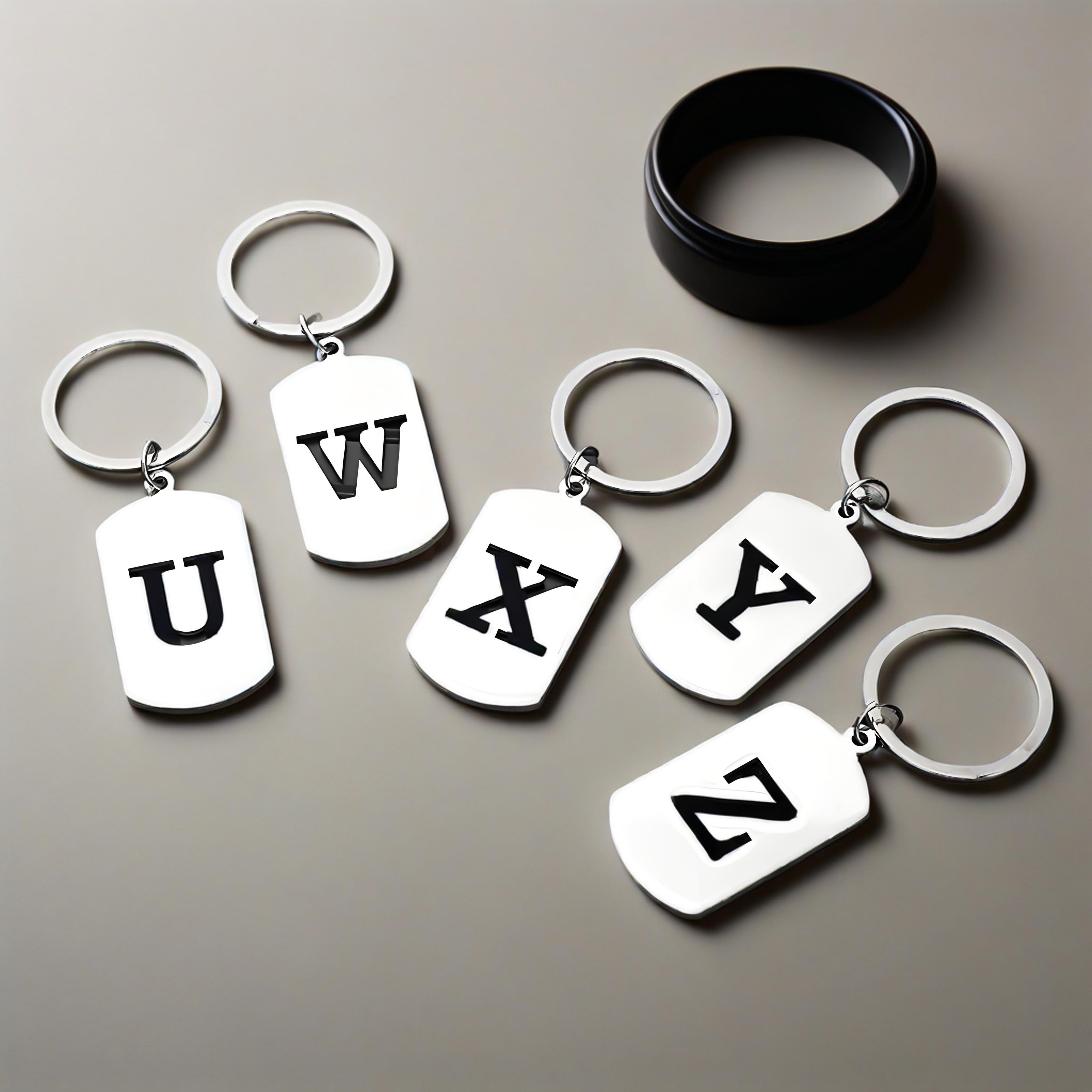 パーソナライズされたイニシャルレターキーホルダー、ステンレス - Initial Ring Custom のレビューと価格
