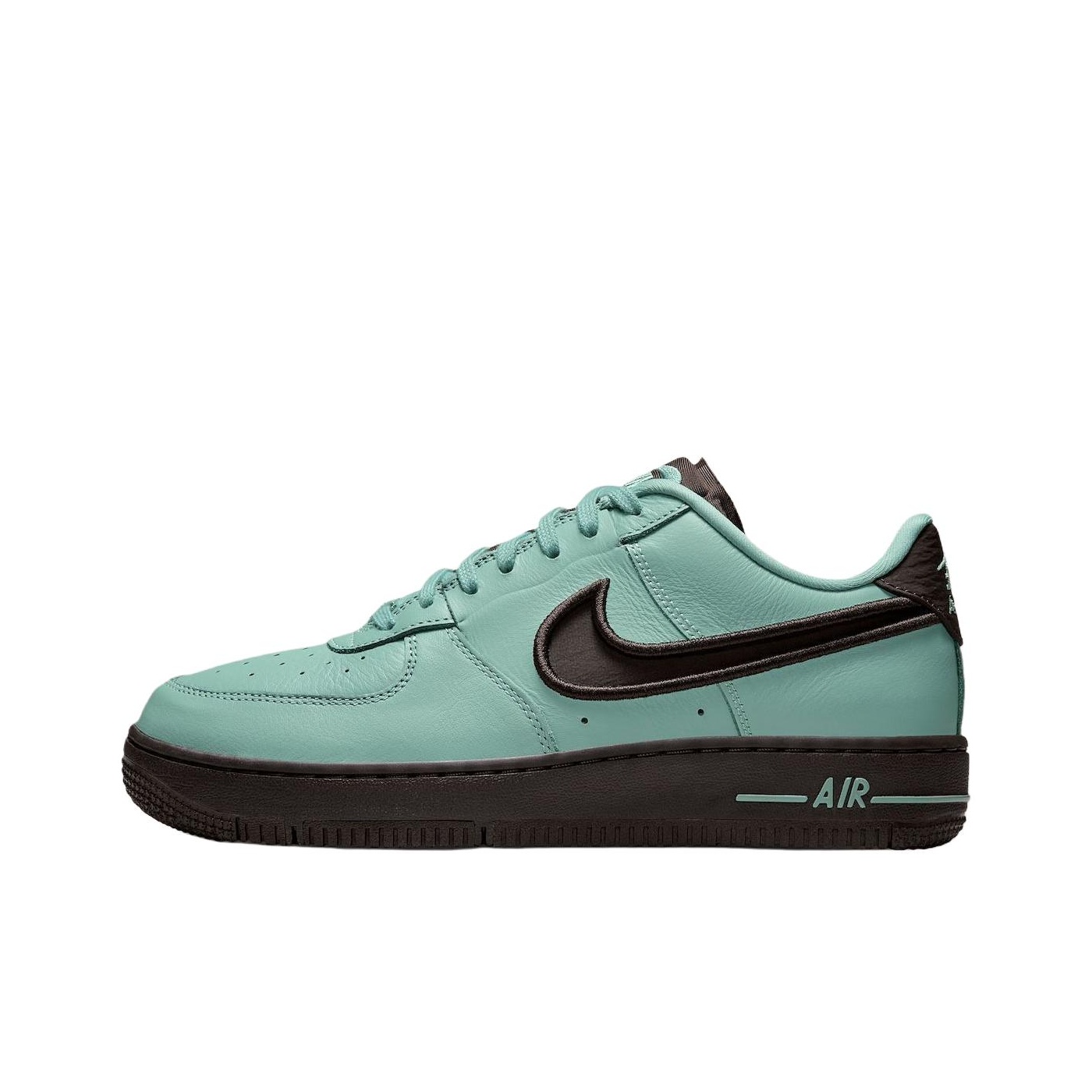 ナイキ エアフォース1 耐摩耗性ロートップスケートボードシュ - Nike Shoes Air Force 1 のレビューと価格
